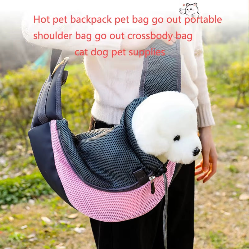 Stylish and Comfortable Pet Backpack: The Perfect Crossbody Bag for Small Dogs and Cats