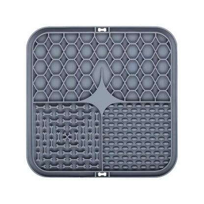 Transform Bath Time into Fun with the Pet Lick Silicone Slow Feeder Mat – Perfect for Dogs!