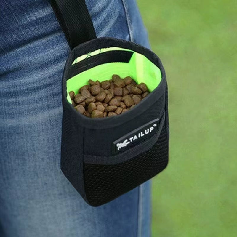 Durable Outdoor Dog Snack Bag - Portable Training Waist Bag for Dogs and Cats with Large Capacity