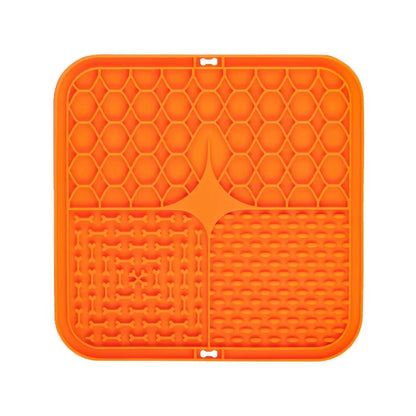 Transform Bath Time into Fun with the Pet Lick Silicone Slow Feeder Mat – Perfect for Dogs!